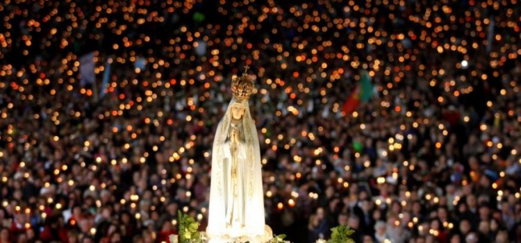 Pilgrimage to The Shrine of Our Lady of Fatima, in Fatima